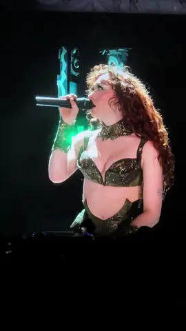 You can tell she’s still hurt 🥺 