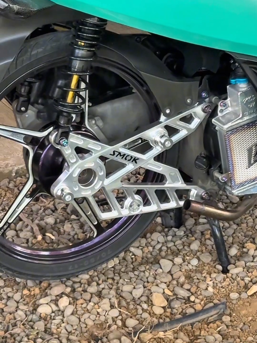 SMOK Raizor CNC swing arm , also available din PCX150,  PCX160, ADV160, ADV150, Aerox, Nmax. #SMOK #SMOKRAIZOR #malaysianpcx #cncswingarm #pcxswingarm 