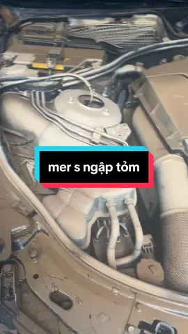Mercedes ben S500 ngập tủm sau đợt ngập thái nguyên#TikTokAwardsVN #mercedes_benz #xemaybach #audi #bmw 