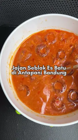 Solusi makan seblak biar gak kepedesan 😭🙌🏻 #seblakesbatu #seblakesbatubandung #seblakmamahacim #jajananbandung #kulinerbandung  @seblakmamahacim 