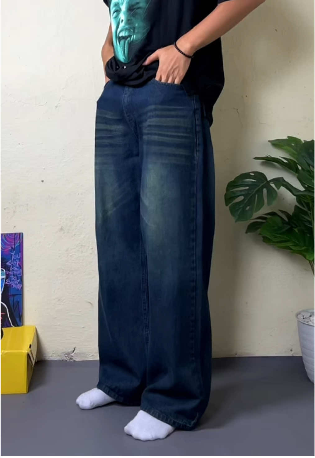 Rekomendasi baggy jeans, ready size 27-34 siap kirim!! Buruan checkout sekarang#celanapanjang #jeans #baggyjeans #celanajeans #outfits 