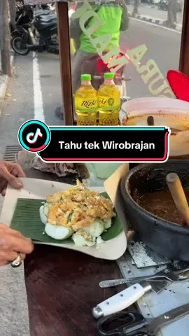 Tahu tek Wirobrajan, tahu tek gerobakan paling rame di Jogja #fyp #kulinerjogja #Foodie #kulinerviral #indonesianfood 