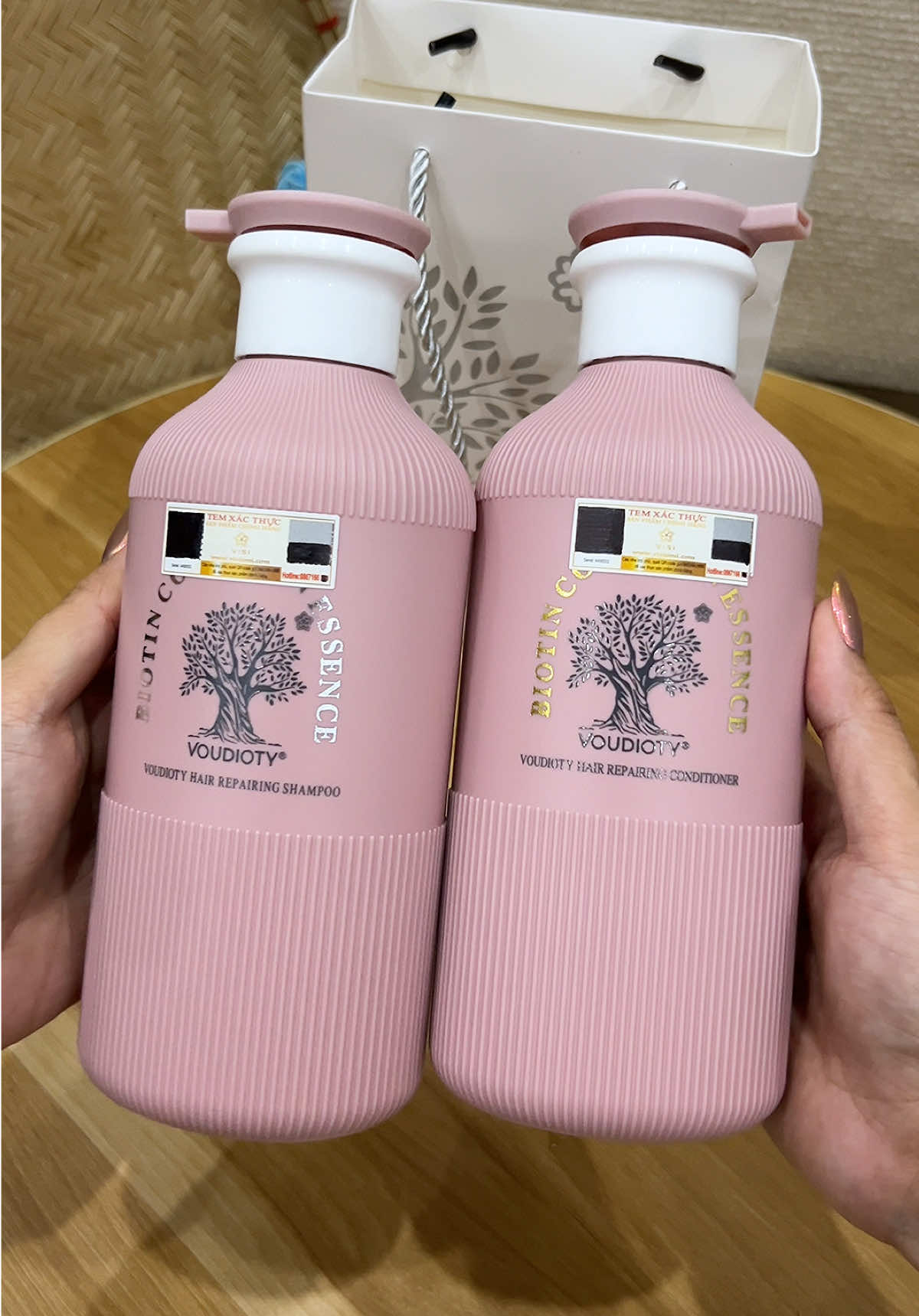 Cặp dầu gội xả Biotin Collagen #daucap #daucapcollagen #capgoixabiotincollagen #xuhuong #tranghatay96  @Trang Hà Tây 96  @Trang Hà Tây 96  @Trang Hà Tây 96 