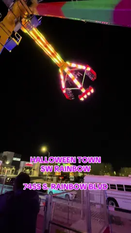 📍south west rainbow - 7455 S. Rainbow Blvd - Full size rides for teens and young adults! #HalloweenTownLV #LasVegasFamilyFun #PumpkinPatch #fyp 
