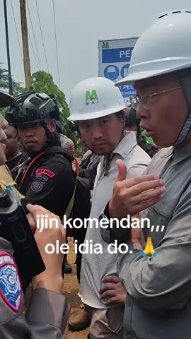 Ibu kasat Lantas polres halteng mediyasi dengan pihak perusahaan atas amukan warga sagea, situasi aman terkendali👍🙏🙏🙏 #fyppppppppppppp
