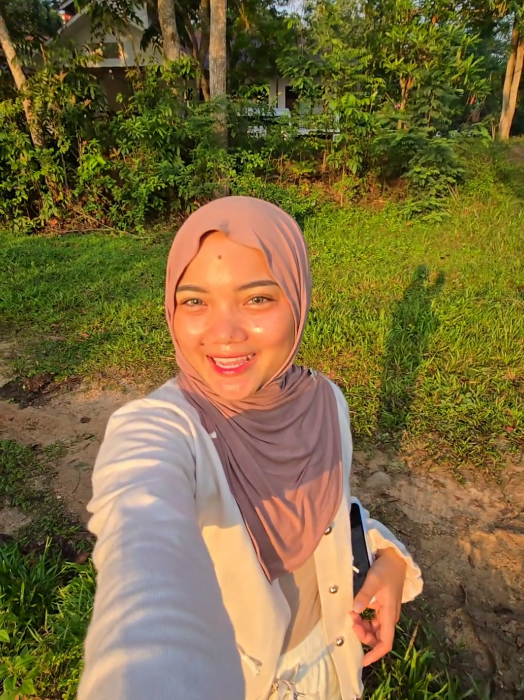 Haruss kesini lagii😘😍🤍@shintamentarisinaga @mubyholic @nekatrip.id ib:@liumikes   #tamannasionalwaykambas🐘 #gajaherin #gajahviral #gajahnisa #waykambas 