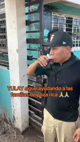 Hay que seguir todos ayudando a poza rica 🙏🇲🇽 #pozarica #lluvia 