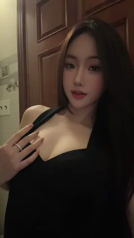 Có ai tự nhiên mà mún xaa nheoo