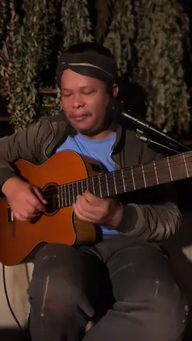 Can’t Help Falling In Love  #tiktoklive  #gitarcover  #livehighlights 