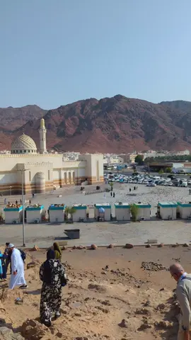جبل أحد 🏔️ #المدينة_المنوره #المسجد_النبوي #تصويري #قرآن #المدينه_المنوره_الان 