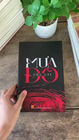 Sách Mưa Đỏ (Chu Lai) #muado #rewiewsach #BookTok #LearnOnTikTok 