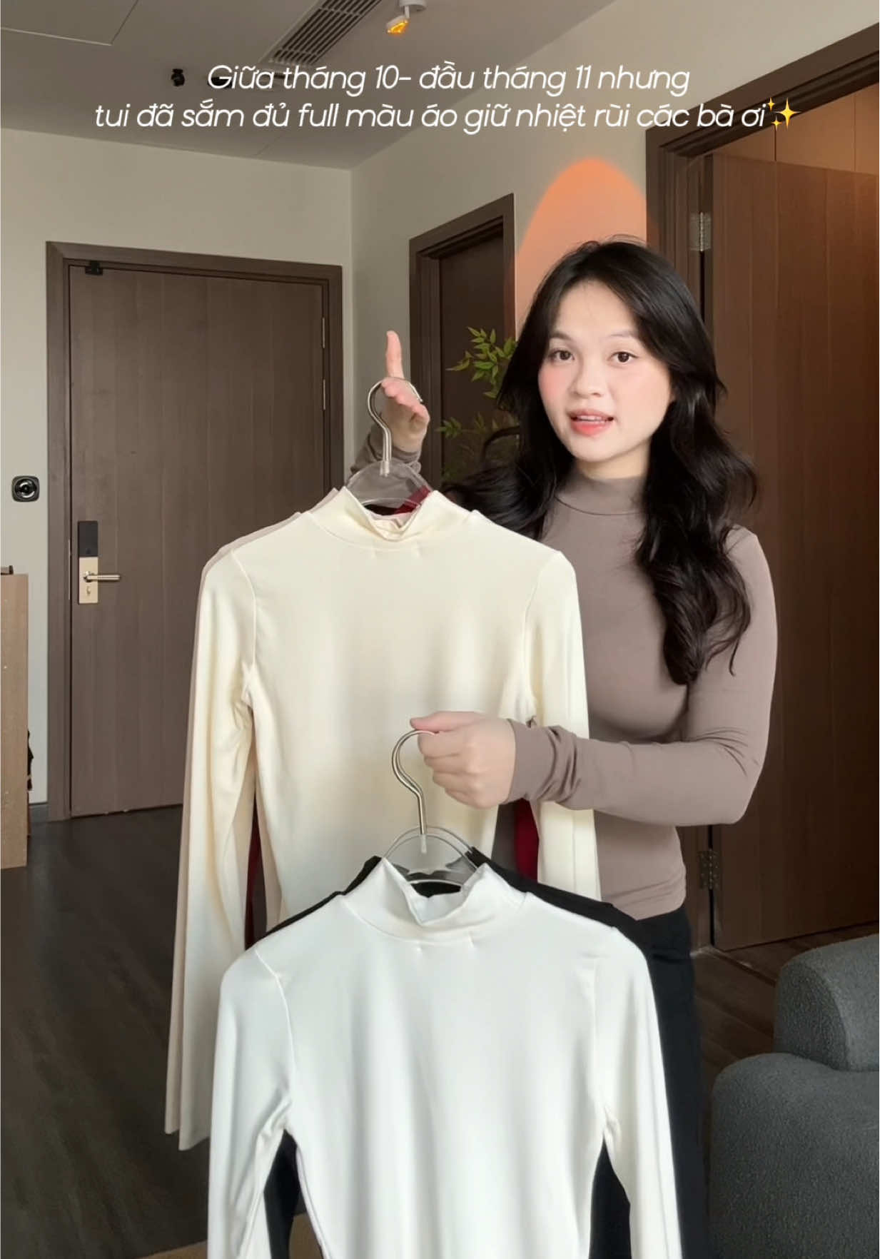 Áo thun ôm body cổ 5p đây các mom ơi ✨#huongtranreview 