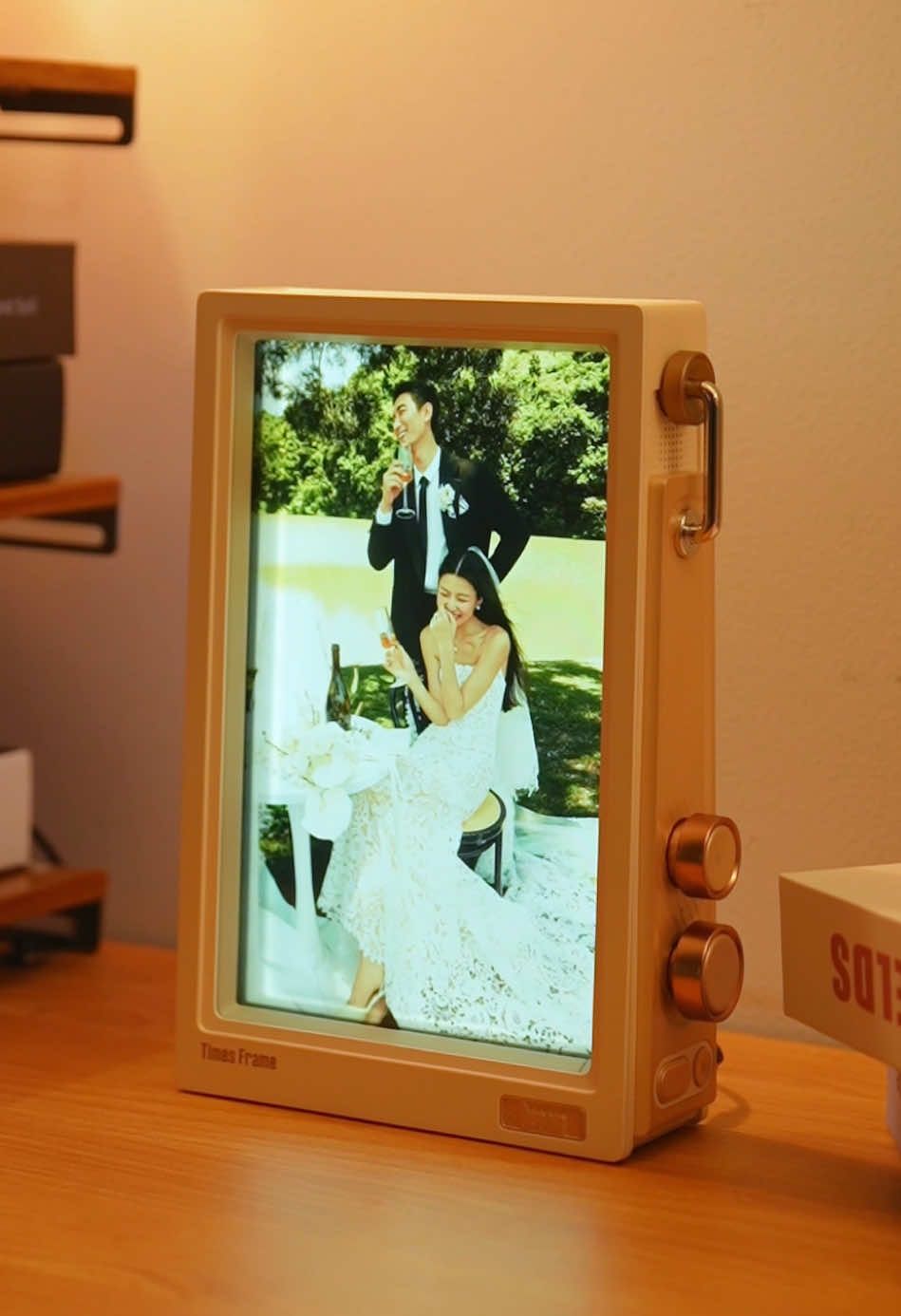 💍 Divoom Times Frame 💞 Celebrate Love in Every Pixel#divoom #timesframe #tiktokbuyitnow #weddinggift #weddingdecor 