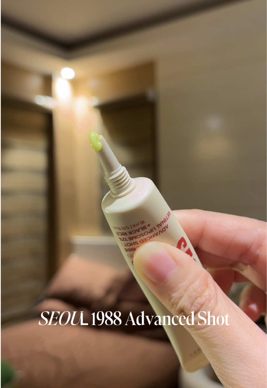if your retinal isn’t working, it’s time to go yellow 😉 the more yellow, the more potent! @KSECRET GLOBAL SEOUL 1988 Advanced Shot 💛  #ksecret #seoul1988 #retinal #shot #wrinklecare 
