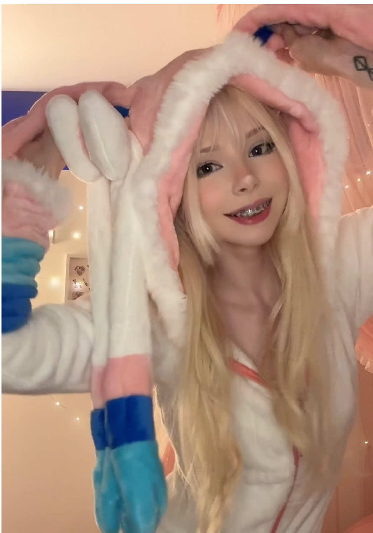 danceeee >.< #pokemon #pokemoncosplay #cosplay 