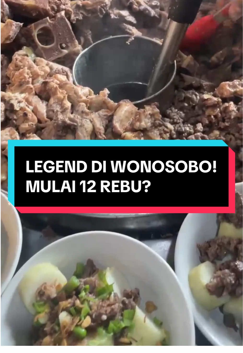 yang penting diajakin jajan ya ga gurls 🙏🏼🤗 📍Lontong Tetel, Wonosobo #kulinerwonosobo #kulinermurahwonosobo #wisatadieng #tetelanwonosobo 