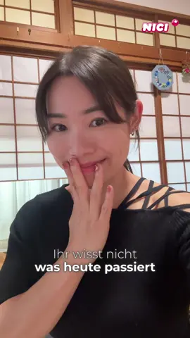 🇯🇵✨ @Melonsoda unterwegs in Japan – viele schöne Orte, viele Eindrücke. Und dann passiert’s: Eine Frau fragt sie, woher ihre stylischen Accessoires sind… 👜💕 Natürlich von NICI! ✨ #TravelStory #NICI #foryou #mymichi #mymochibynici 