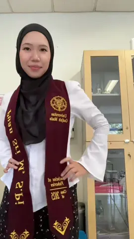 Udah yudisium, udah bole ngepost kak #ugm #skripsi #fyp 