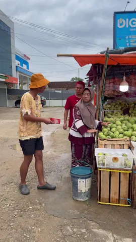Siapa nih yg ngambil jalan pintas karena ga mau bayar lapangan⁉️ #fyp #ceritakita #tipetipeomped 