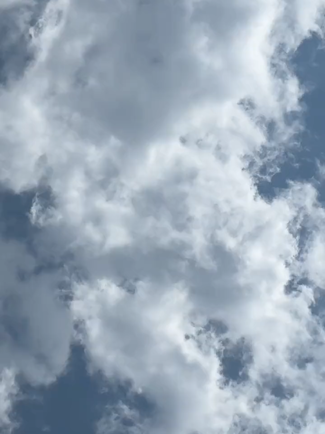 Perpaduan antaran mendung dan matahari yg selalu indah  #1080p60fps #aesthetic #langitaesthetic