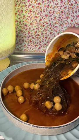 หม่าล่าถ้วยแดง อย่าลืมเตรียมน้ำไว้ข้างๆเด้อออ #หม่าล่า #haidilao 
