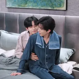 Xoa xoa bụng bầu nhỏ của anh Thịnh #desiretheseries #thèmmuốn #hoavịnh #thịnhthiếudu #fyppppppppppppppppppppppp 
