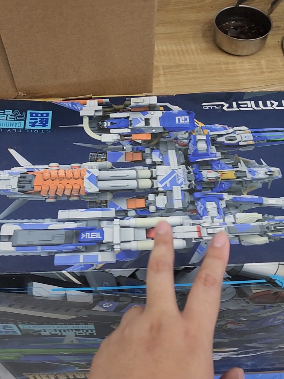 Hàng về rồi quý dị 🗣🔥 1/120 deep striker mechanicore bản xanh base vuông #gundamcommunity #gundam #xuhuong #viral
