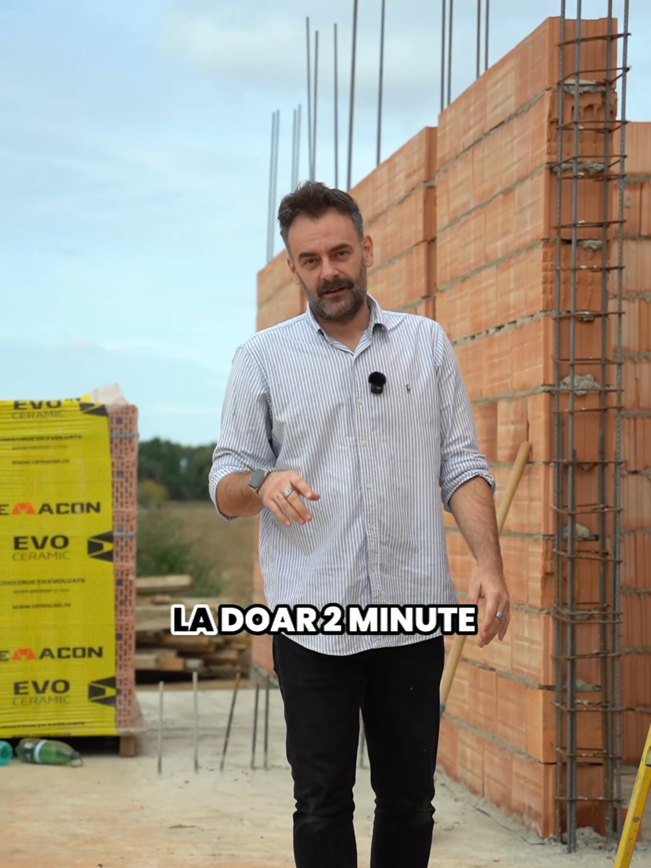 Apartamente noi disponibile acum! Descoperă un nou proiect rezidențial cu apartamente moderne de 2 și 3 camere, ideale pentru confortul tău și al familiei tale. Suprafețe disponibile: • 2 camere – 57 mp • 3 camere – 66 mp Prețuri începând de la 1.100 euro/mp, în funcție de schema de depozit – ofertă valabilă pentru un număr limitat de apartamente. Locație excelentă, compartimentare eficientă și finisaje moderne. O alegere ideală pentru locuință sau investiție sigură. Contactează-ne pentru detalii și programarea unei vizionări. #apartamente #imobiliare #timisoara #investitie #apartamentnou #casedevanzare #mrfloestate #realestate #oportunitate