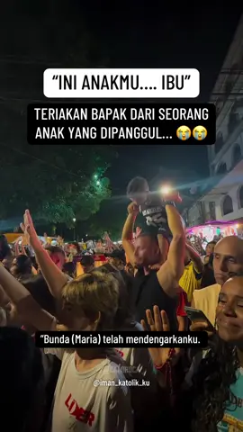 Aku tersentuh melihat seorang pria yang begitu bersyukur karena bisa berterima kasih kepada Tuhan atas kesembuhan anaknya. “Bunda… Engkau mendengarkanku. Hari ini, doaku terkabul. Aku tak tahu apa-apa — hanya Tuhan yang tahu. Tapi Engkau, Bunda, telah menjadi perantara kasih-Nya. Lihatlah, Bunda… ini anakku. Ini anakmu juga, Ibu dari Surga. Terima kasih karena Engkau memulihkan kesehatannya, mengembalikan senyumnya, dan menyalakan hidup yang sempat redup. Ya, dia masih keras kepala… tapi lihatlah, Bunda — dia di sini, masih hidup. Terima kasih, Bunda… atas setiap air mata yang Kau ubah menjadi keajaiban.” Karena, jujur… tak ada yang bisa menahan air mata ketika Bunda Maria lewat. Detak jantung terasa lebih cepat, air mata mengalir, dan ada sesuatu yang berbeda — sulit dijelaskan, tapi nyata dirasakan. #katolik #maria #gereja #mujizat #iman 