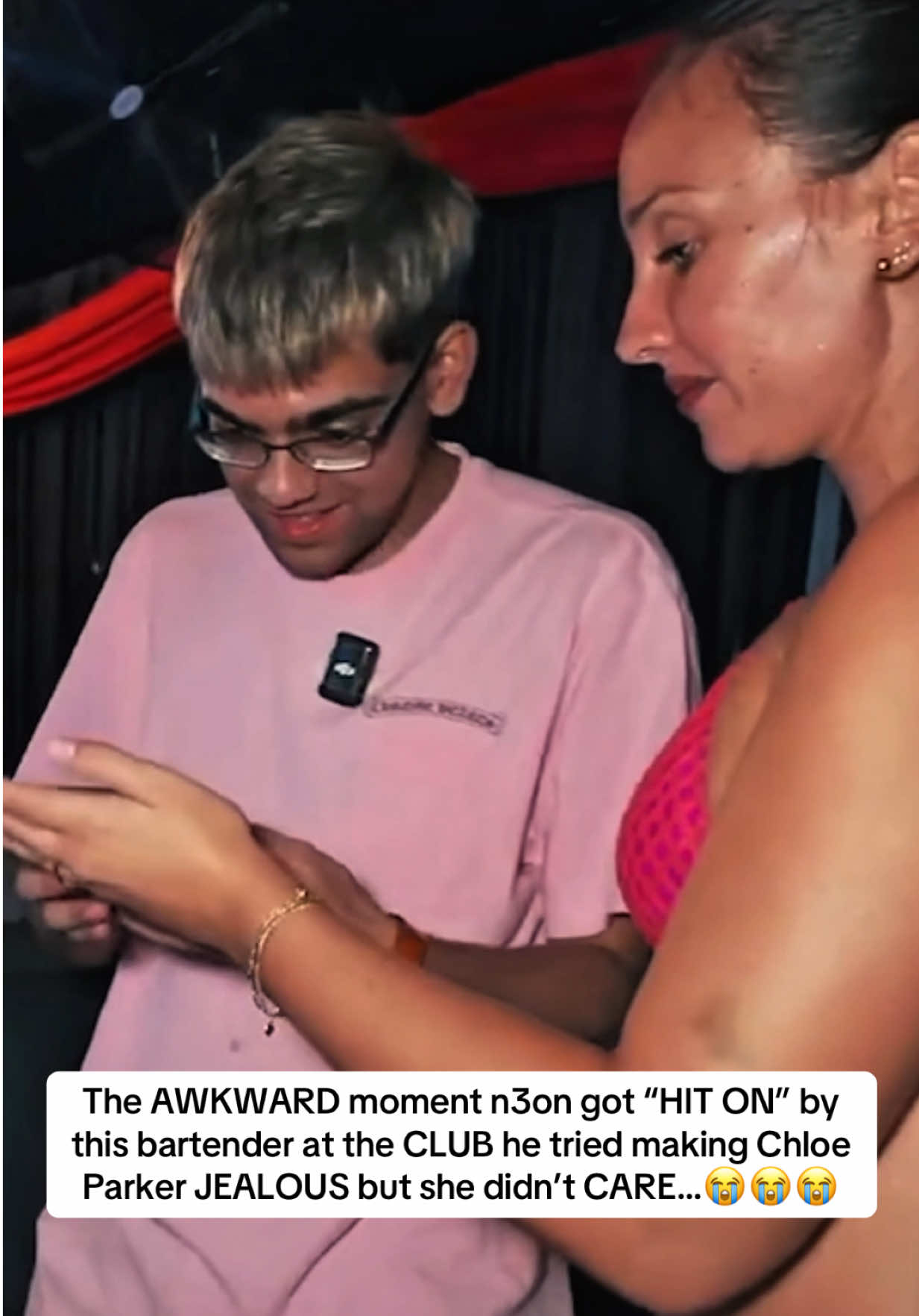 The AWKWARD moment n3on got “HIT ON” by this bartender at the CLUB he tried making Chloe Parker JEALOUS but she didn’t CARE…😭😭😭#SuperModel #Relationship #chloeparker #fyp #n3on 