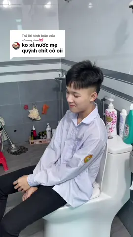 Trả lời @𝙥𝙝𝙪𝙤𝙣𝙜𝙩𝙝𝙖𝙤🎀 có cái này ko no quên ko xả nước sau khi ddI vệ sinh 😝###vuongminhhanghungyen 