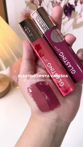 Ombre glastingnya vanesha 🫶🏻 cantik pwool pinky pinky manis bangettt 🫶🏻😍 #ombrelips #ombre #lipglasting #glastingliquidlip #wardahglastinglip 