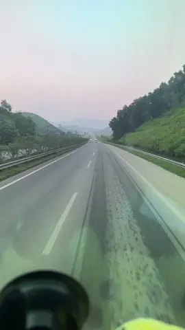 có lẽ là đã đến lúc dừng lại để bản thân được tốt hơn hẹn gặp lại các bạn idol online một thời gian sau ạ ❤️❤️❤️