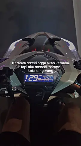 Ketakutan terbesar saya, ketika di rantau adalah kehilangan orang yang saya sayang, dan sekarang itu terjadi alfatihah buk #anakrantau #tangerang #fypforyou #ibu #lampung 