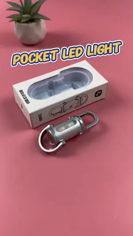 Mini Keychain Flashlight... Powerful LED Flashlight  Smart Gadgets 😍 Antique Accessories and Appliances  . Like❣️ comments📋 Share📤 . #Flashlight #flashlights #keychainlight #gadgets #gadget 