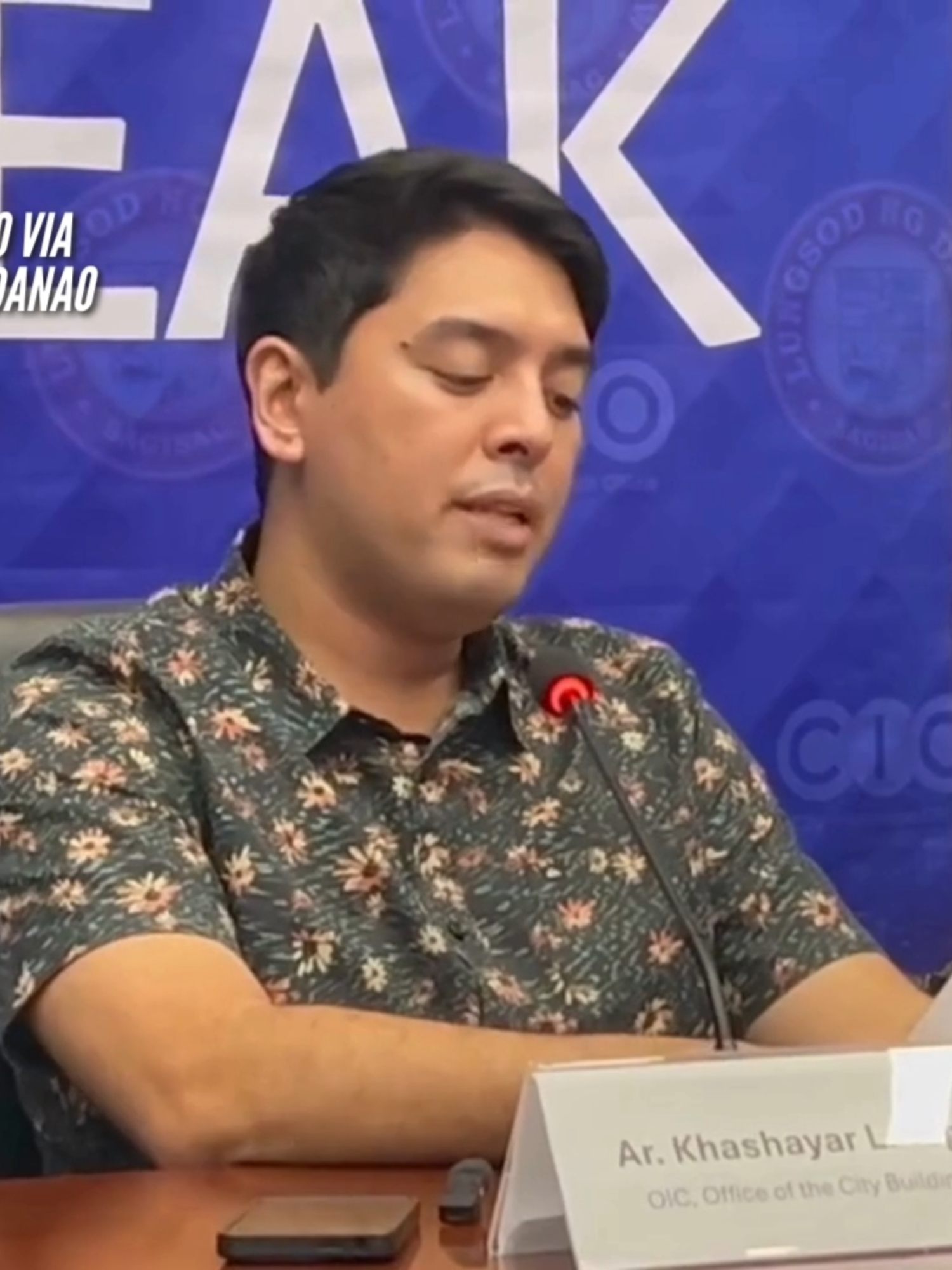 PANOORIN: Naglabas ng red tag at yellow tag notices sa ilang establisyemento sa Davao City ang Office of the City Building Official (OCBO), kasunod ng kanilang isinagawang visual inspection  at ng Philippine Institute of Civil Engineers (PICE) Davao City Chapter kaugnay ng mga lindol na tumama sa rehiyon nitong mga nakaraang linggo. Pinaalalahanan ang lahat ng establisyemento na apektado na mahigpit na sumunod sa mga kondisyon at mga kinakailangang gawin na itinakda ng OCBO bago pahintulutan muling okupahan ang mga gusali.  COURTESY: Davao CIO/OCBO via GMA Regional TV One Mindanao #GMANews