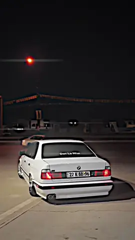 #e34bmw #525i #e34 #bmw @Dwr la wlat 