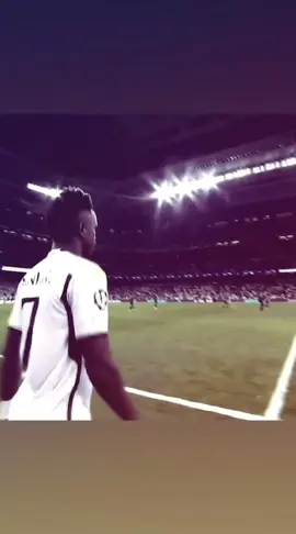 فيني 😅#fyp #vinicius #foryou  #شعب_الصيني_ماله_حل😂😂 #فينيسيوس  #fyppppppppppppppppppppppp #tiktok 