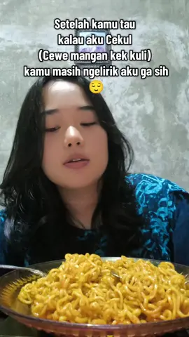 itu indomie dua bungkus cuma cemilan, insyekur hati kecilku 😌 #gragas #mangan #fyp #foryourpage 