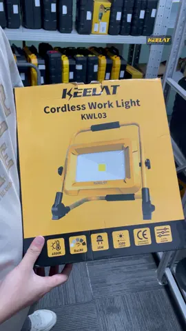 KEELAT新款锂电工作灯，户外郊游、室内停电都很方便，防磨耐刮，灯光明亮.#keelat #tools #powertools #ledlights #LED #worklight #campinglantern #convenient #portable #light #illumination #outdoor #multifunctional #waterproof #TJD