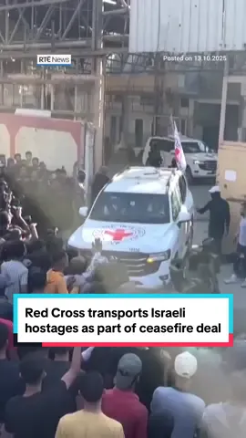 This is the moment Red Cross vehicles carrying Israeli hostages are driven away from Gaza City. Israel’s public broadcaster has said all 20 living hostages have been handed over now to the Red Cross. The second group - 13 hostages - were transferred in Khan Younis in southern Gaza. Under the first phase of the peace agreement, Israel is set to release almost 2,000 Palestinian detainees and convicted prisoners from its jails later today. Link in bio for live updates📲 #rtenews #gaza #israel #middleeast