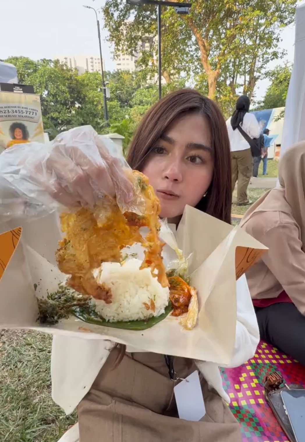 jajan di TikTok Food Fest, hutan kota GBK day 2 @Visual Media Studio @Clarésta Taufan @debo andryos #FoodFestOnTikTok #versansss