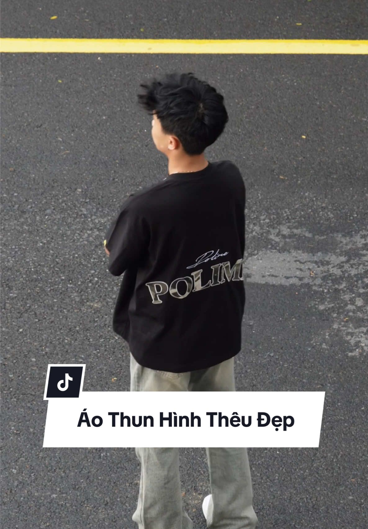 Áo thun hình thêu to đẹp cỡ này mà có hơn trăm thôi. Đẹp vchh #ao #aothun #pandaxpolime 