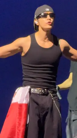 menyala suami ku 🔥🔥😘 @DH @SUPER JUNIOR  *[2025.10.13] SUPER SHOW 10 in MEXICO CITY ✨ ©by : on video  #SS10inMEXICO 🇲🇽 #donghae #superjunior #superjuniordne #kpop     