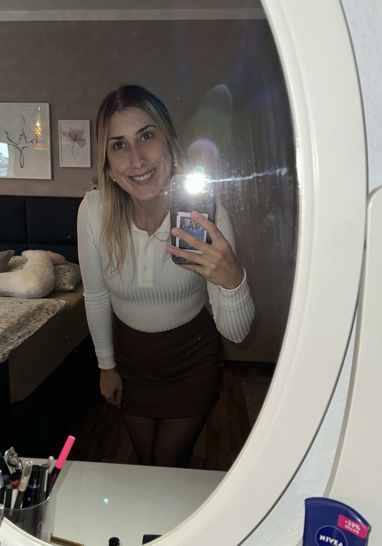 #highheels #bluenails #aesthetic #classyoutfit 