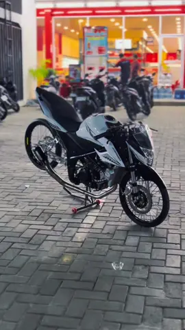 cakep bet ya allah🥰, apalagi klk pake wolftech @wolftech racing  #fypシ゚ #cb150r #cb150rstreetracing #cb150rthailand #cb150rlongarm 