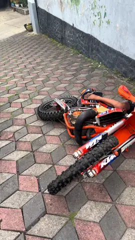 Yo ngunuiku lek senengane Breng” an pulang Jam 3 pagi 🤦🏼