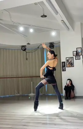 Paso💃💃#vaykhieuvu #giaykhieuvu #vaykhieuvuhangnhap #khieuvusaodo 