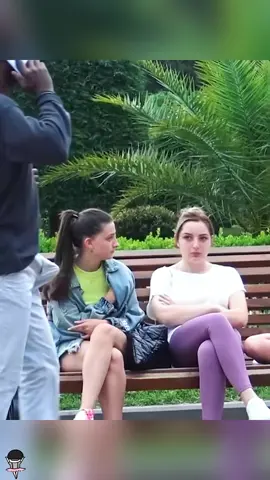 Lol 🤣 #trick #trickshot #fyp #viral #incredible #foryou #funny #prank #pranks #scared #scareprank #funny #funnyvideos #funnymoments #videoviral #fyp 