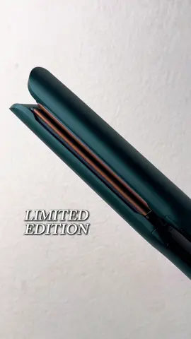 Meet our Emerald Green hair iron 💚 An elegant yet sophisticated color thats feels like a million dollar worth  grab your now! #fypシ゚ #viral 